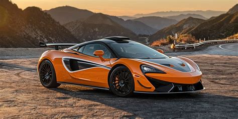 2021 McLaren 620R: Racetrack Savagery for the Street 